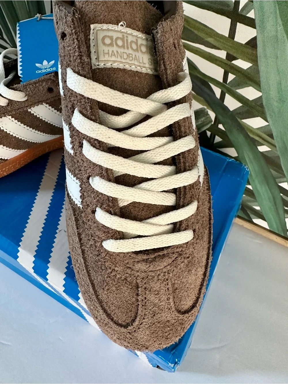 NWT- ADIDAS HANDBALL SPEZIAL SNEAKERS - Picture 4 of 10